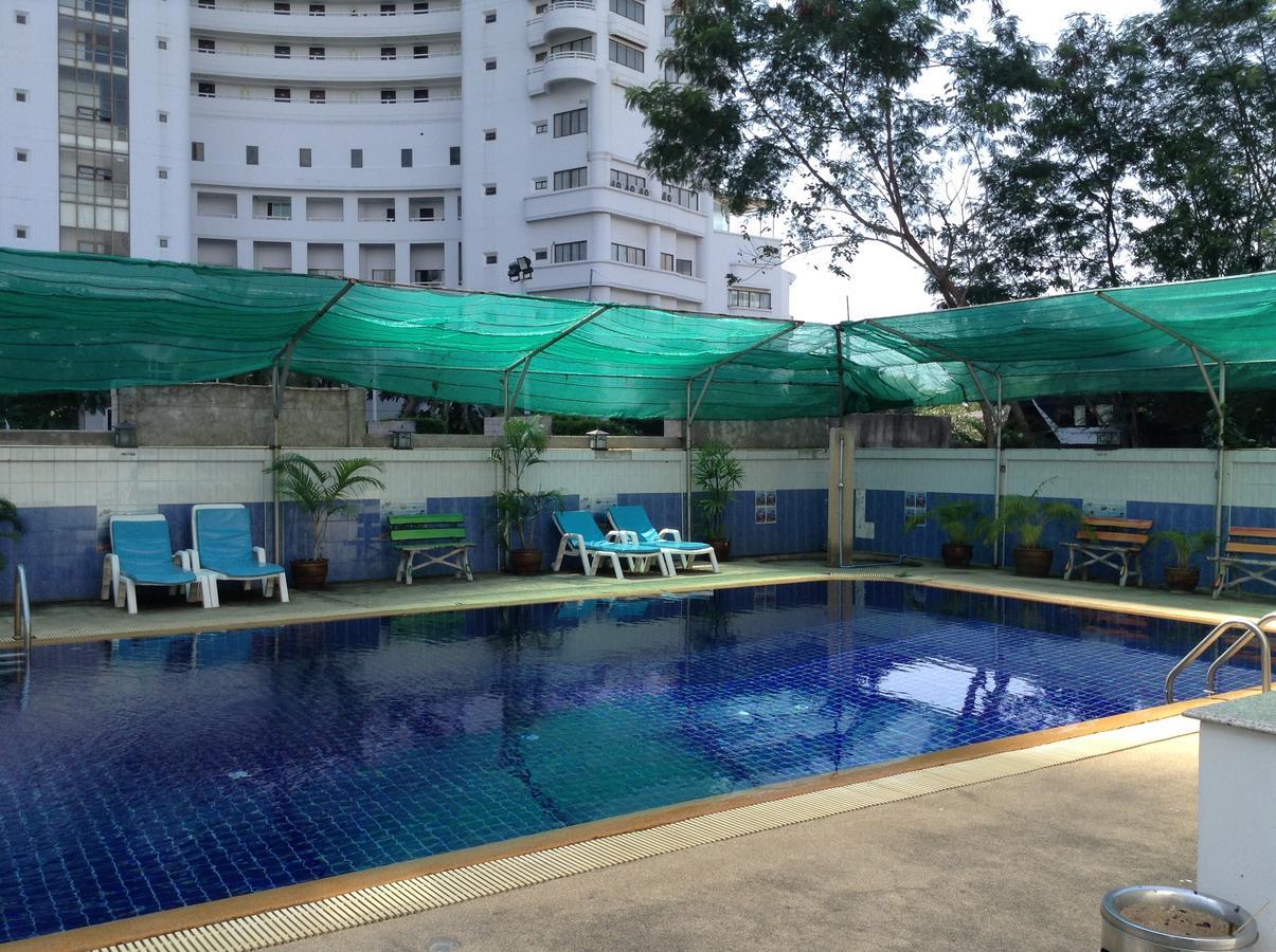 Jomtien Cozy Inn Pattaya Exterior foto